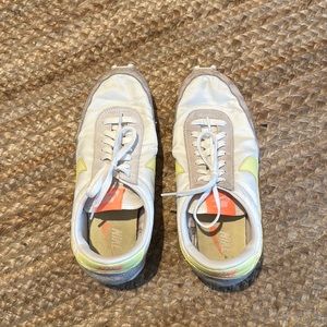 Nike Daybreak sneakers